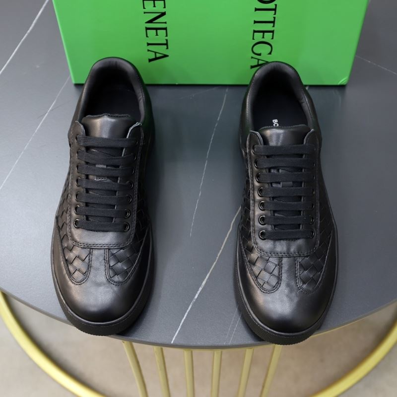 bo*te*ga Ve*ne*ta casual shoes